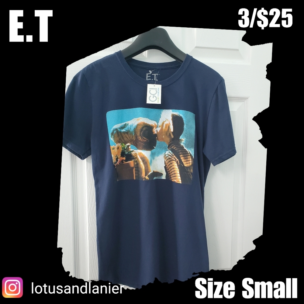 E.T   T-Shirt Sz Small 3/$25